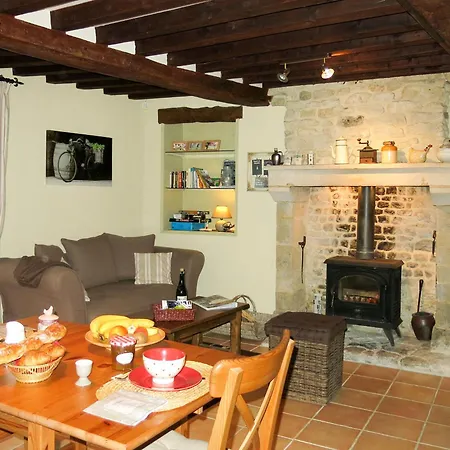 Heroult By Interhome Holiday home Canchy (Calvados)